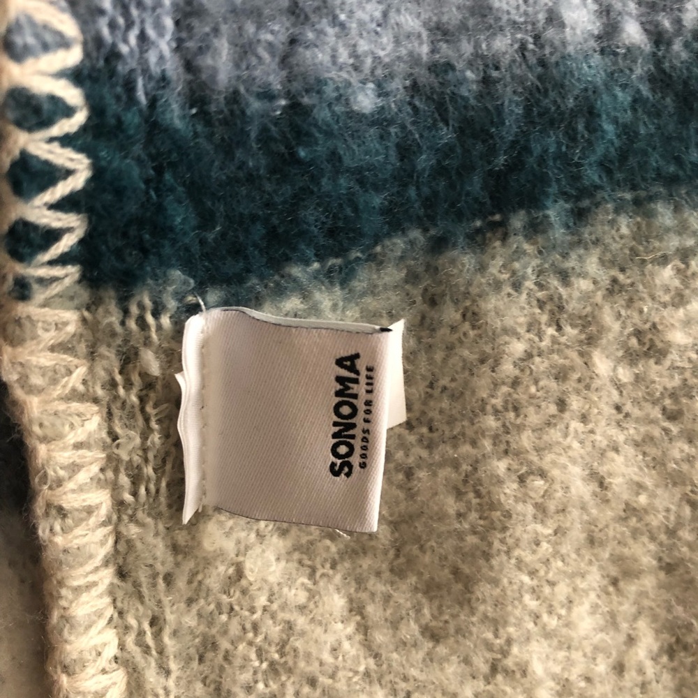 Scarf - Picture 4 of 5